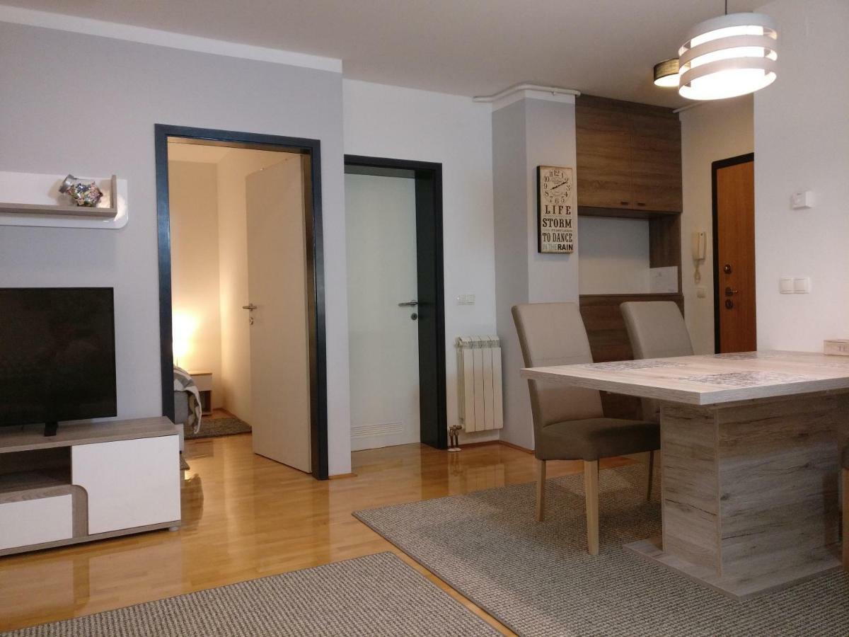 Apartman Luna Near Zagreb Airport Velika Gorica Extérieur photo